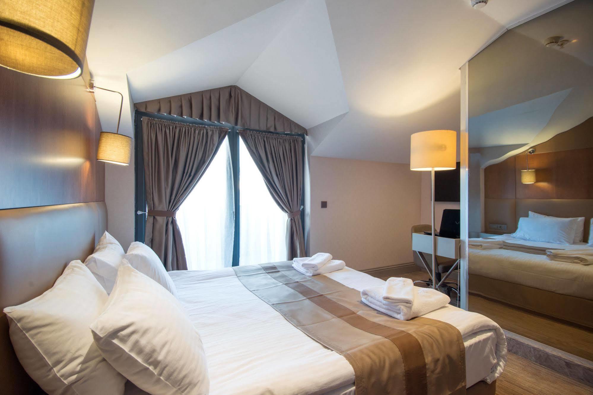 Gk Regency Suites Hotel Provincia di Provincia di Istanbul Esterno foto